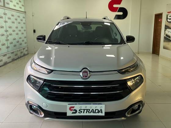 FIAT TORO 2.0 16V TURBO DIESEL VOLCANO 4WD AT9 FIAT TORO 2.0 16V TURBO DIESEL VOLCANO 4WD AT9